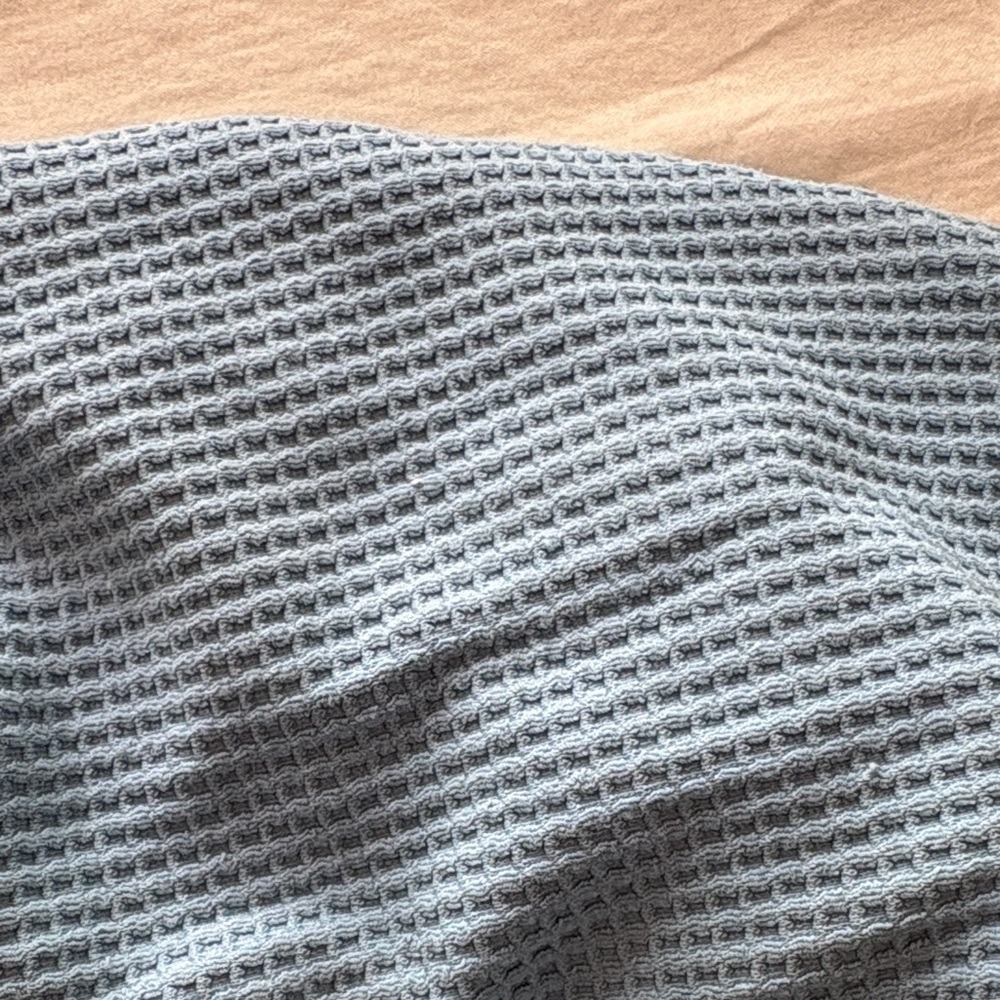 High Waisted Textured Bikini Set - Picture 3 of 3